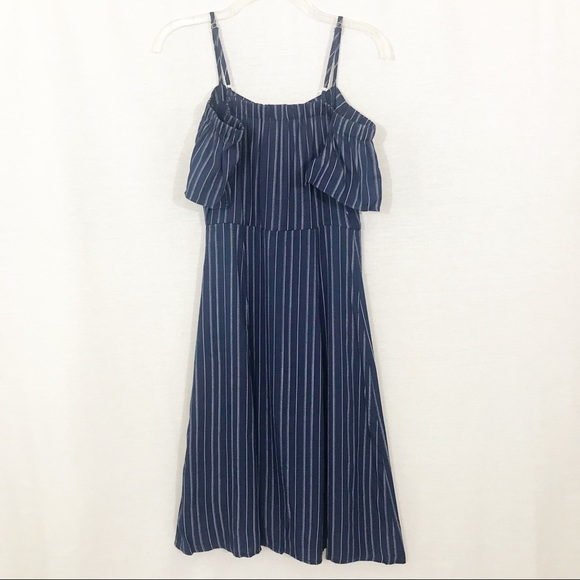 Medium LARA Cold-Shoulder Dress - Picture 3 of 3